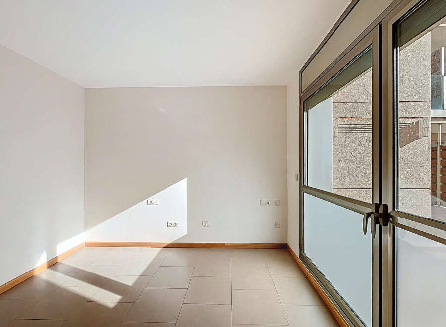 Discover the potential of this bright and airy space, perfect for creating your dream home.