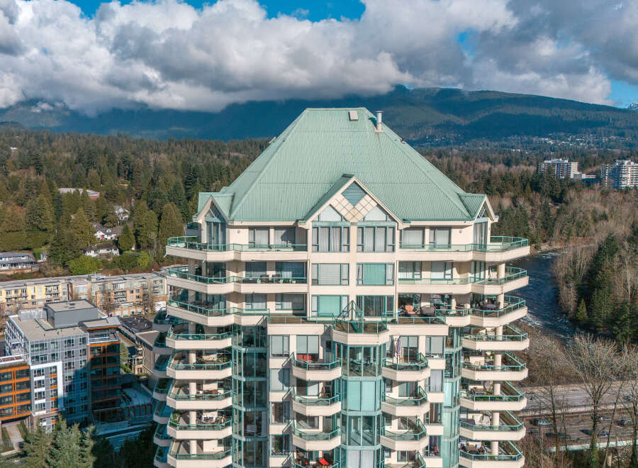 Experience luxury living in this stunning high-rise condo with breathtaking views.