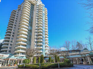 Discover luxury living at this stunning high-rise property, offering breathtaking views and modern amenities.