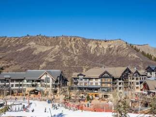 Discover the charm of this mountain retreat, nestled in a picturesque ski village.