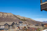 Discover the charm of this mountain retreat, nestled in a picturesque setting.