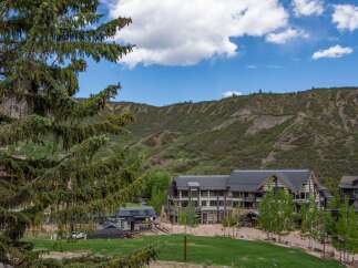 Experience mountain living at its finest in this stunning property, featuring a ski lift for convenient access to the slopes.
