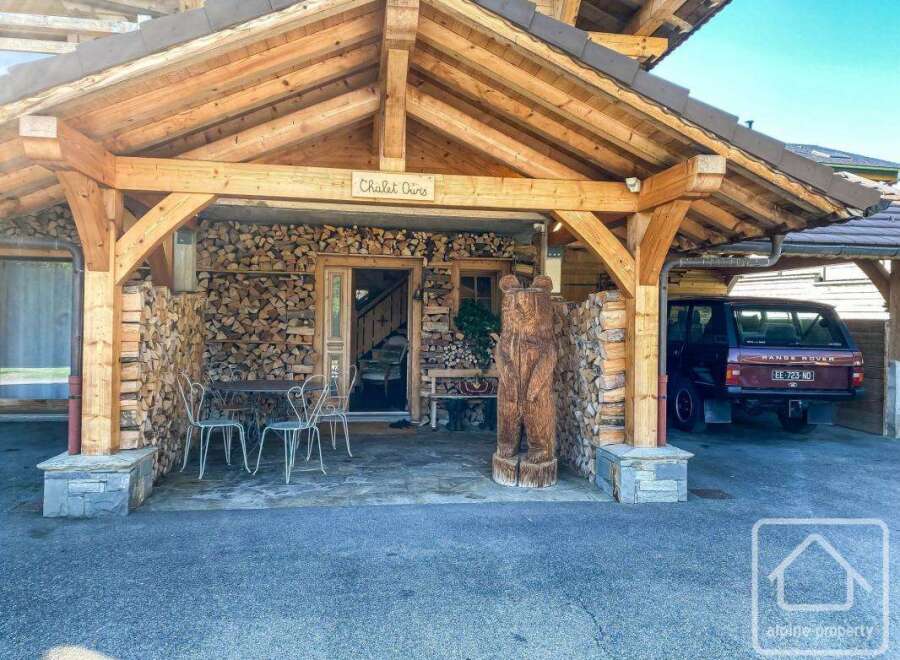 Discover the charm of this stunning chalet, a perfect blend of rustic elegance and modern comfort.