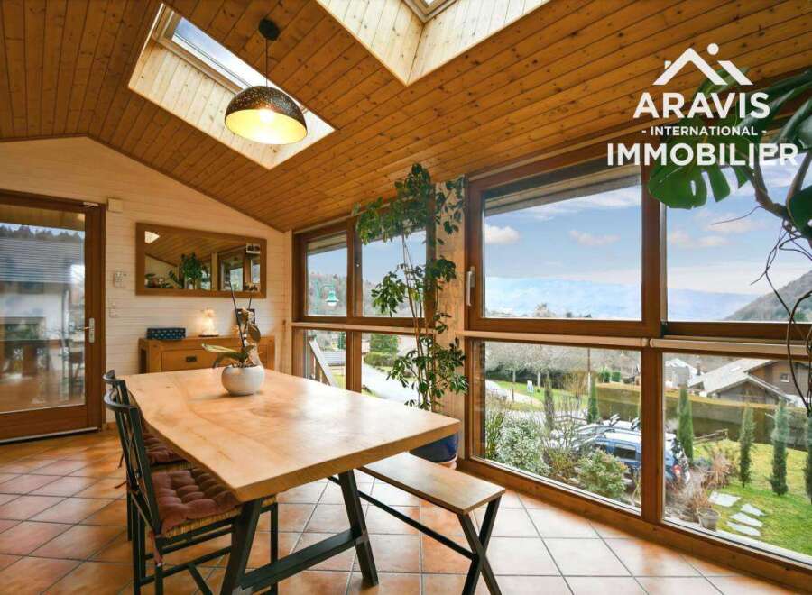 Apartment in Bluffy - Image 2