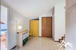 Discover this charming property featuring a bright and airy interior, perfect for comfortable living.