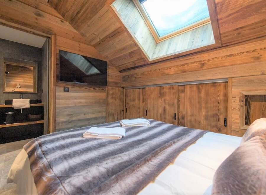 Apartment in Fontcouverte-la-Toussuire - Image 3