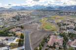 Discover luxury living in this stunning property, boasting breathtaking mountain views and a meticulously designed golf course.