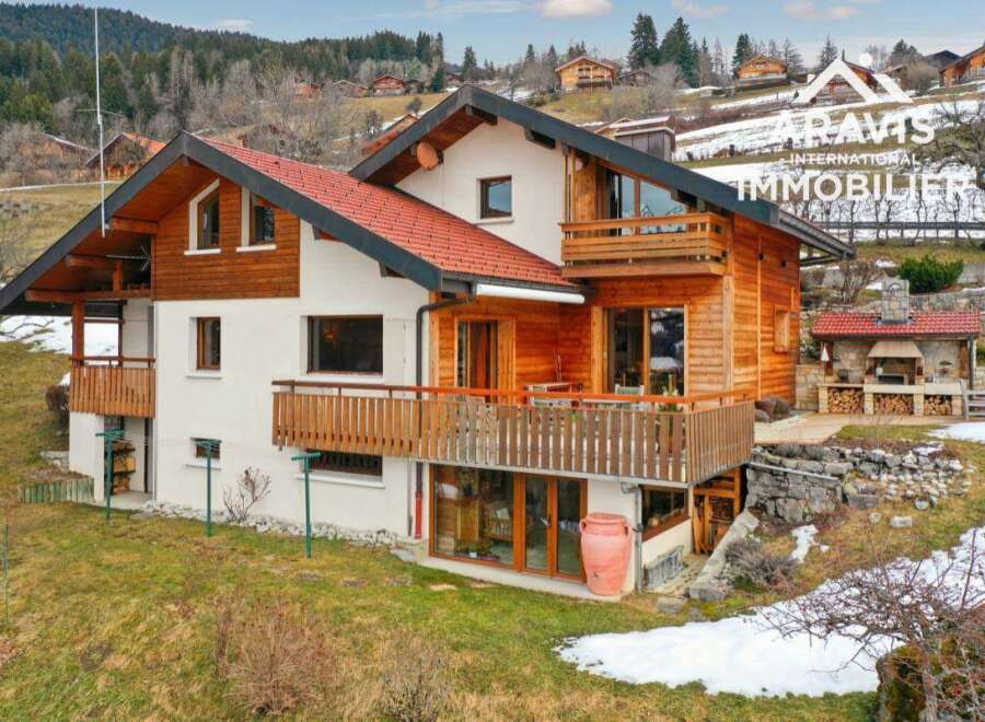 Villa in Manigod - Image 3