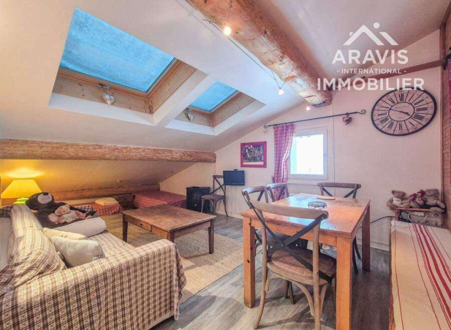 Apartment in Le Chinaillon - view 1