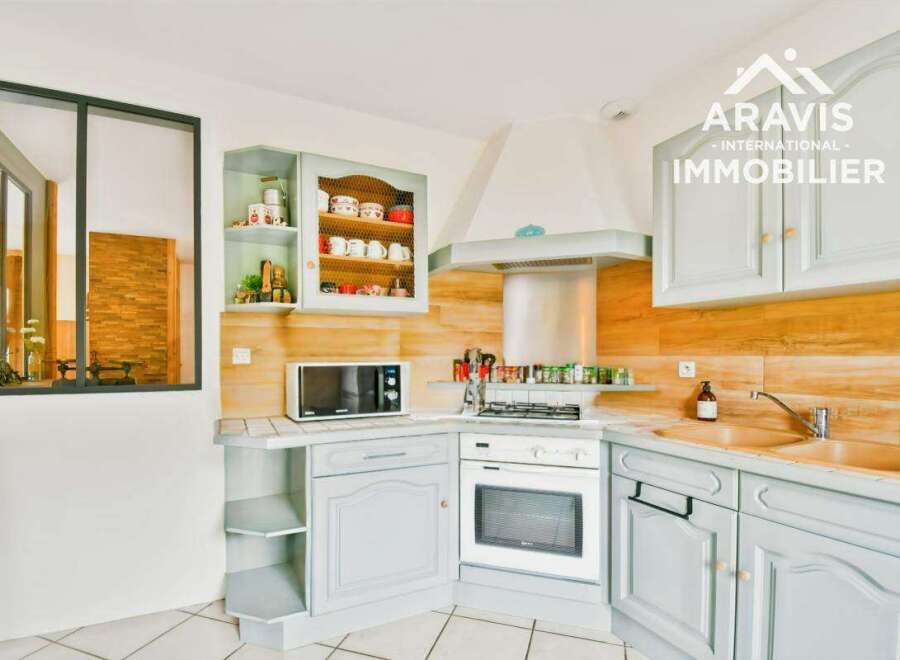 Villa in La Balme-de-Thuy - Image 4