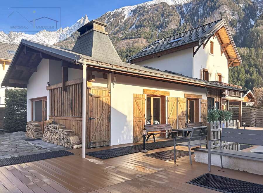 House in Chamonix-Mont-Blanc - view 1