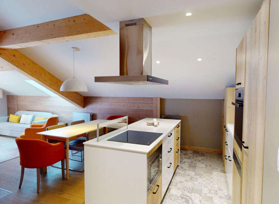 Apartment in Meribel - Image 2