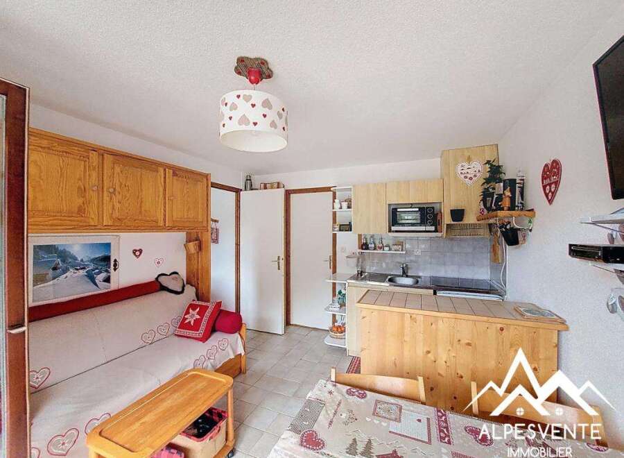 Apartment in Saint-Jean-d'Aulps - Image 3