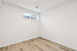 Discover this bright and airy room, perfect for creating a cozy living space.