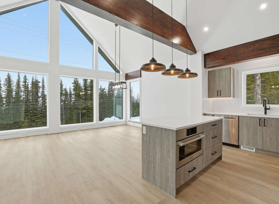 Experience luxury living in this stunning modern kitchen.