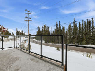 Enjoy breathtaking mountain views from this stunning property.