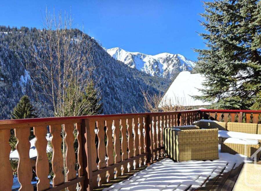 Enjoy breathtaking mountain views from this stunning property.