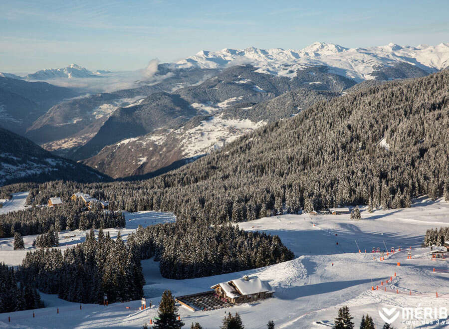 Apartment in Les Allues - view 1