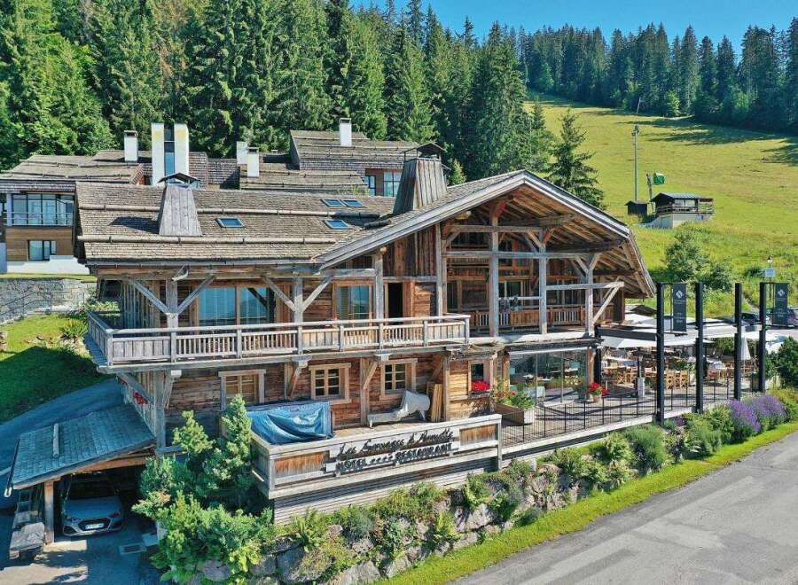 Villa in Les Carroz-d'Araches - view 1