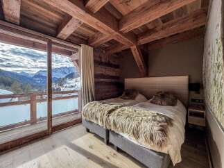 Experience the ultimate in luxury and comfort in this stunning bedroom.
