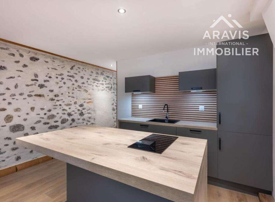 Apartment in Albertville - view 1