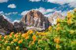 Explore the breathtaking beauty of this mountain landscape, perfect for outdoor enthusiasts and nature lovers.