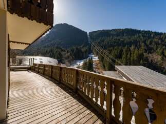 Enjoy breathtaking mountain views from this stunning property.