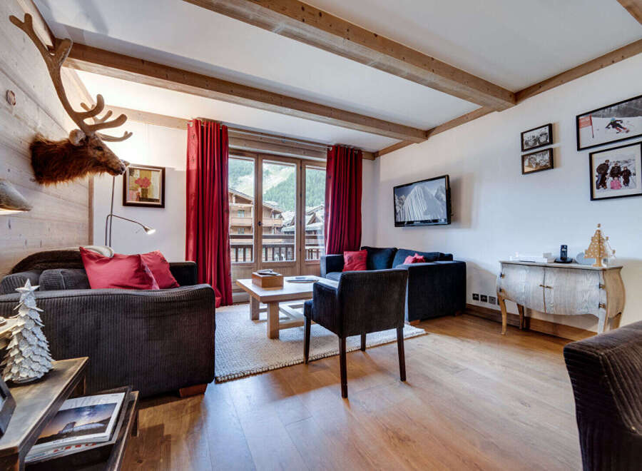 Experience the charm of this stunning living space, perfect for a cozy retreat.