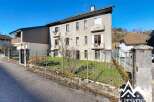 Discover this charming property, ideally located in a serene neighborhood.