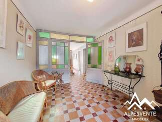 Step into this charming property and be greeted by a warm and inviting entrance.