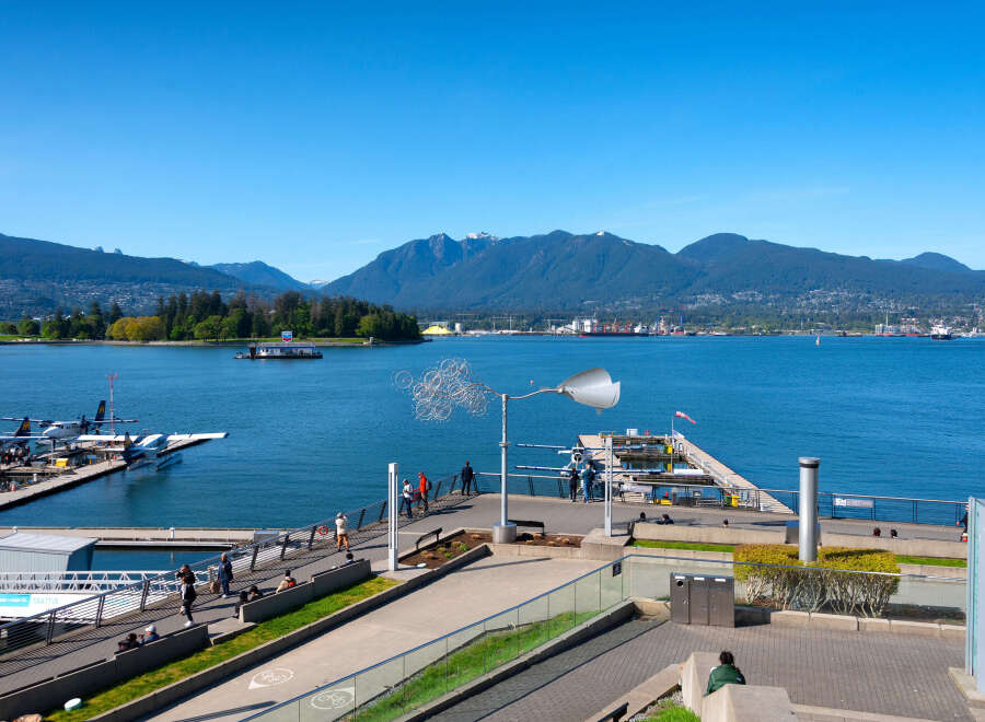 Enjoy stunning waterfront views from this property, featuring a modern design and ample natural light.