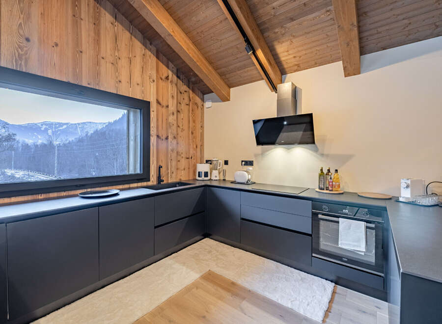Chalet in Chamonix-Mont-Blanc - Image 4