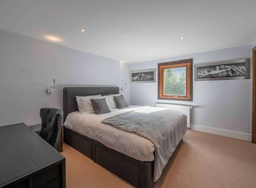 Apartment in Chamonix-Mont-Blanc - Image 2