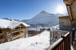 Experience the ultimate winter getaway in this stunning chalet nestled in the heart of the mountains.