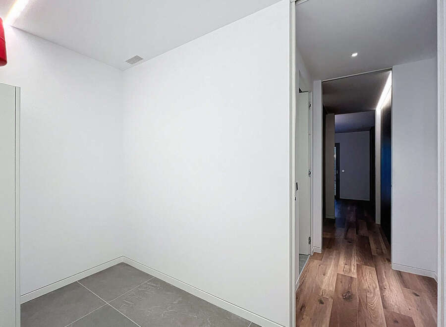 Discover modern elegance in this beautifully designed property.