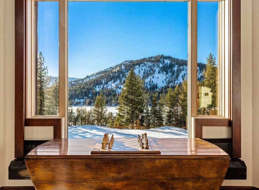 Enjoy breathtaking mountain views from this stunning property.