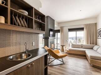 For Sale in Estérel with 1 Bed and 1 Bathroom