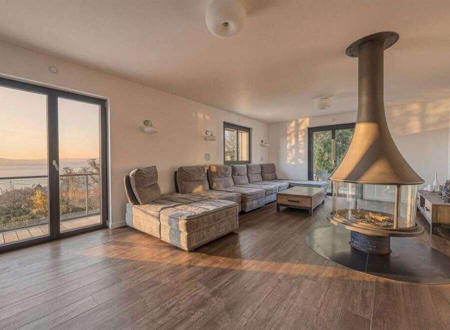Experience luxury living in this stunning property with breathtaking views.