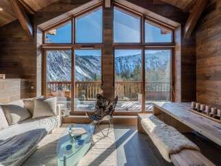 Experience the ultimate in luxury living with this stunning property.