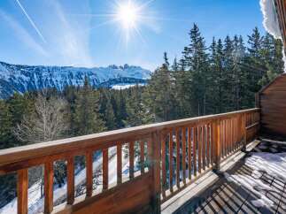 Enjoy breathtaking mountain views from this stunning property.