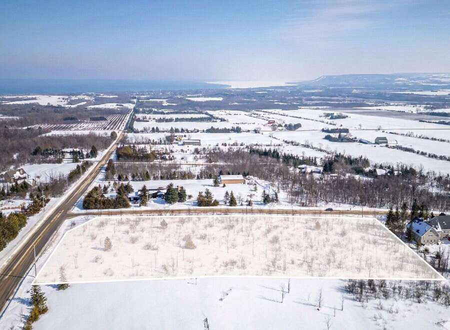 Discover a prime piece of land perfect for building your dream home or investment property.