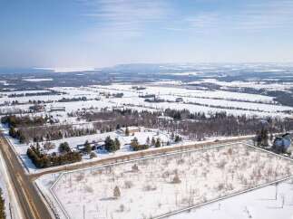 Discover the potential of this stunning property, perfect for building your dream home or investment.