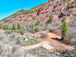 Discover the beauty of this stunning property nestled in a picturesque landscape.