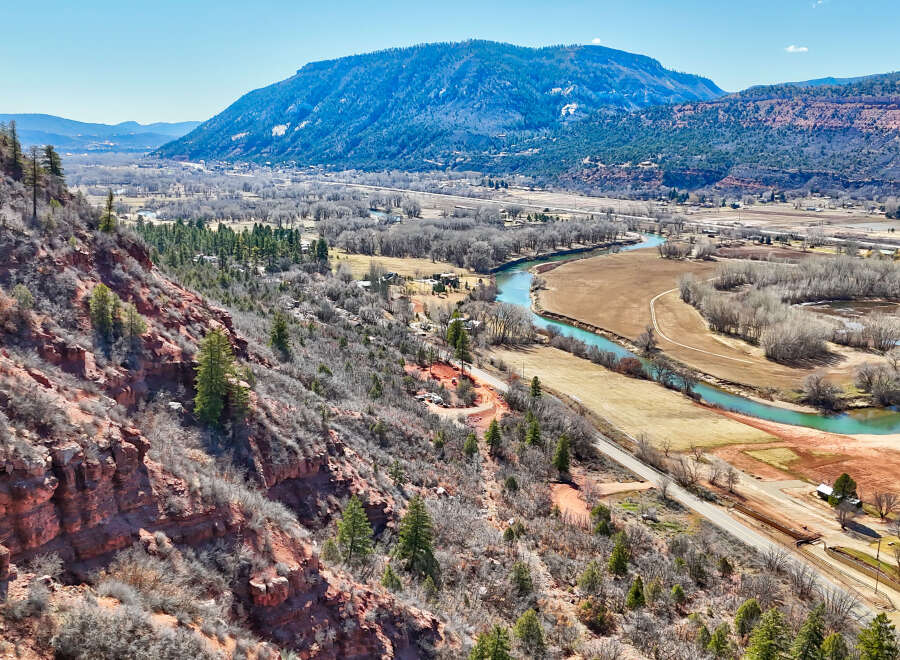 Discover breathtaking views and serene landscapes in this stunning property.
