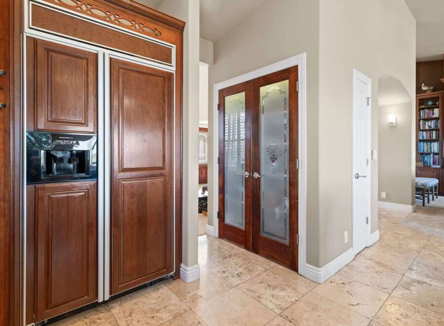 Step into luxury with this stunning property featuring exquisite details.