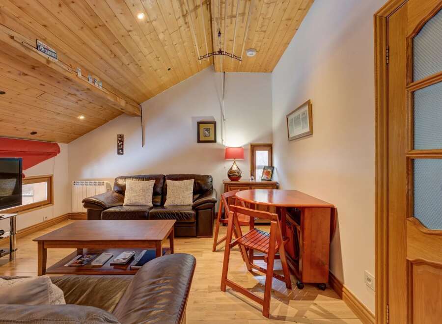 Apartment in Chamonix - Image 2