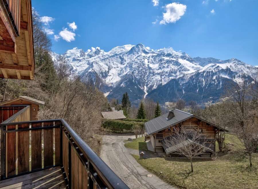 Experience the ultimate mountain retreat in this stunning chalet, boasting breathtaking views of the snow-capped peaks.