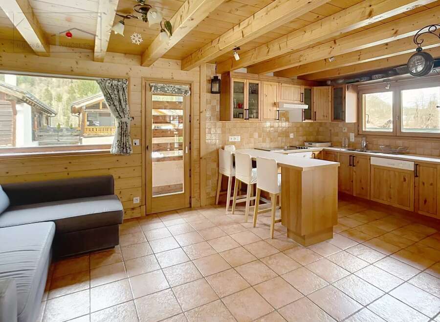 House in Taconnaz - Image 2