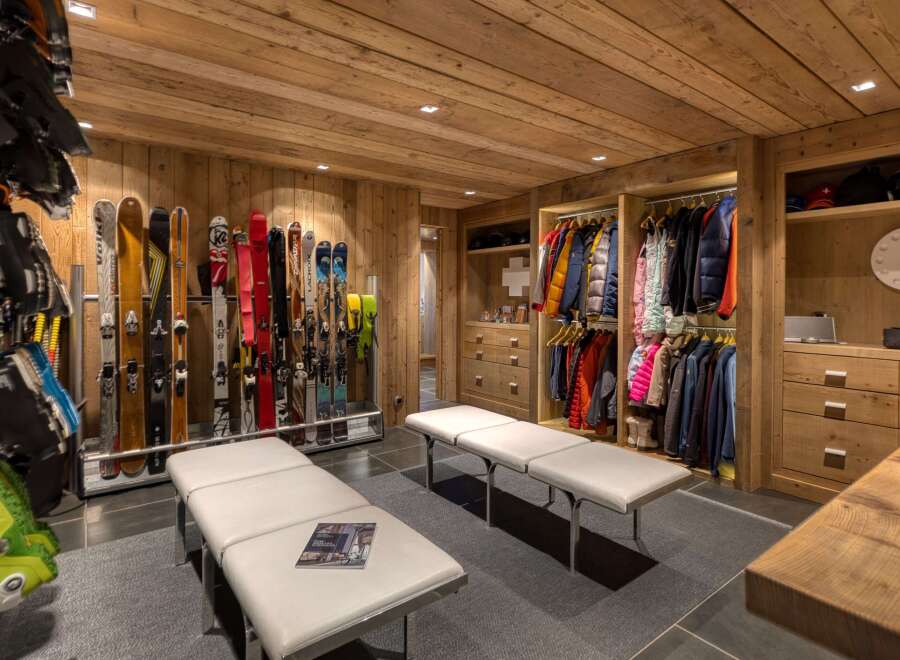 Step into luxury with this stunning ski chalet.