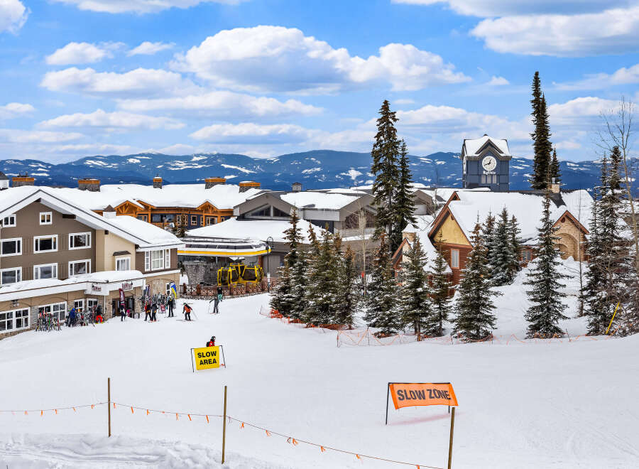 Experience the ultimate winter getaway at this stunning ski resort! This property boasts a prime location with direct access to the slopes, offering unparalleled convenience for skiing and snowboarding enthusiasts.